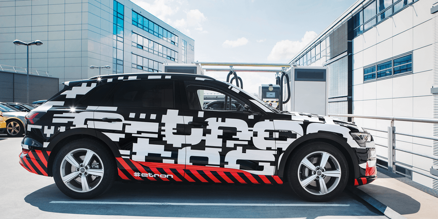 audi-e-tron-quattro-concept-car-2018-peter-schwierz-charging-station-ladestation-04