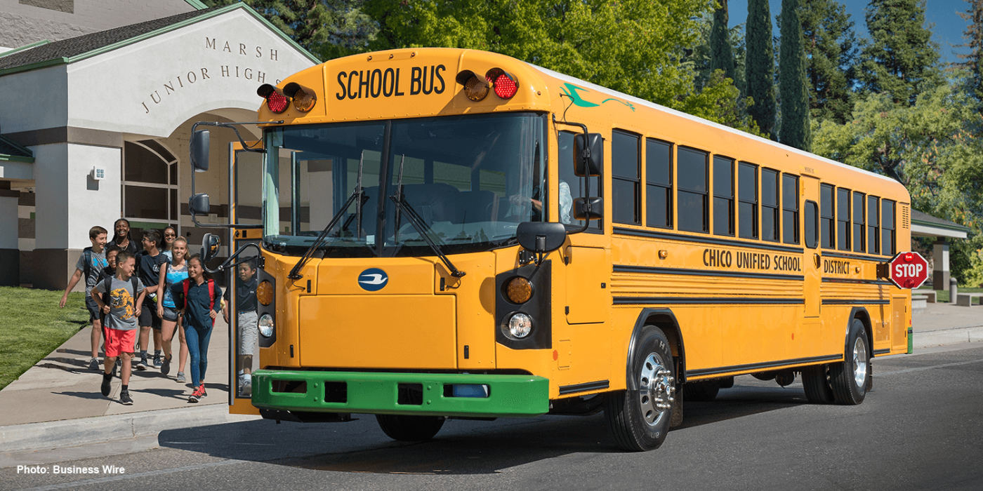 blue-bird-re-electric-bus-elektrobus-school-bus-02