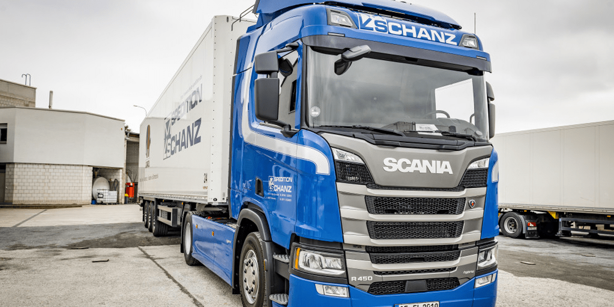 scania-r-450-hybrid-truck-hybrid-lkw-ehighway-frankfurt-schanz-spedition-04-min