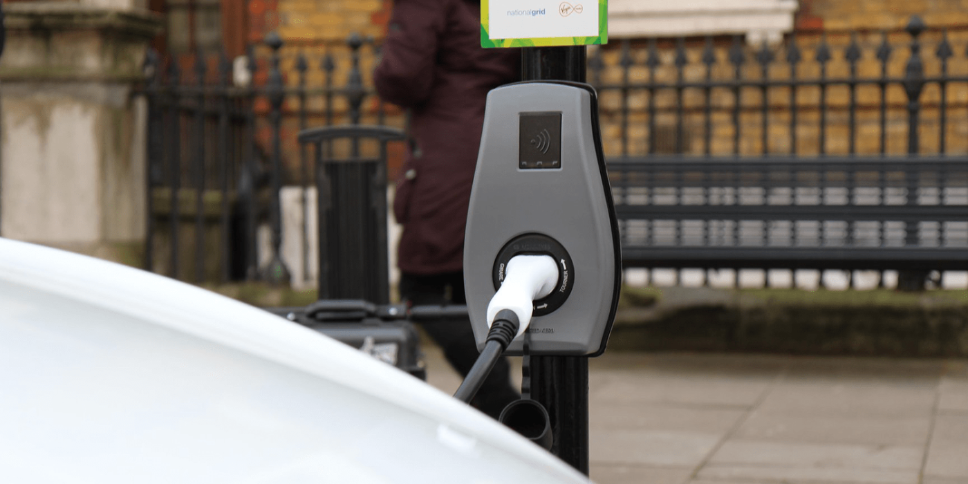 connected-kerb-ladestation-charging-station-2020-01-min