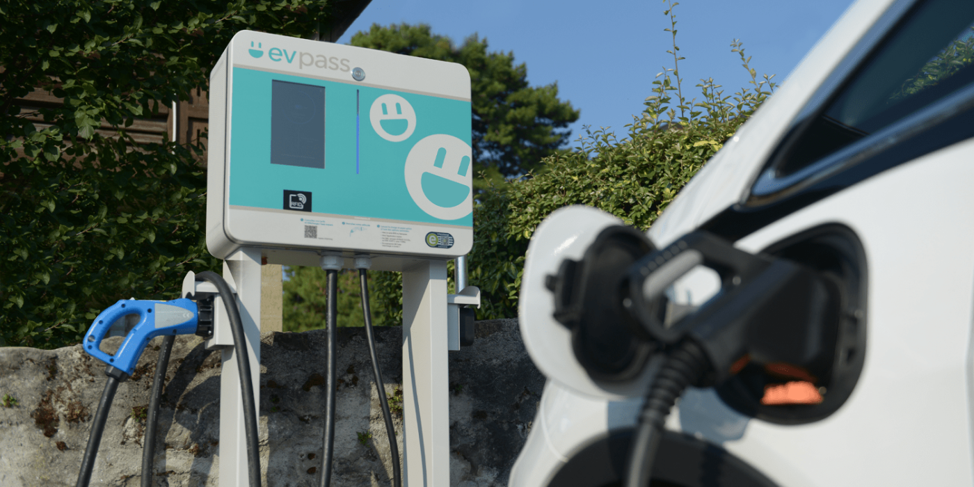 green-motion-ladestation-charging-station-evpass-schweiz-switzerland-2021-01-min