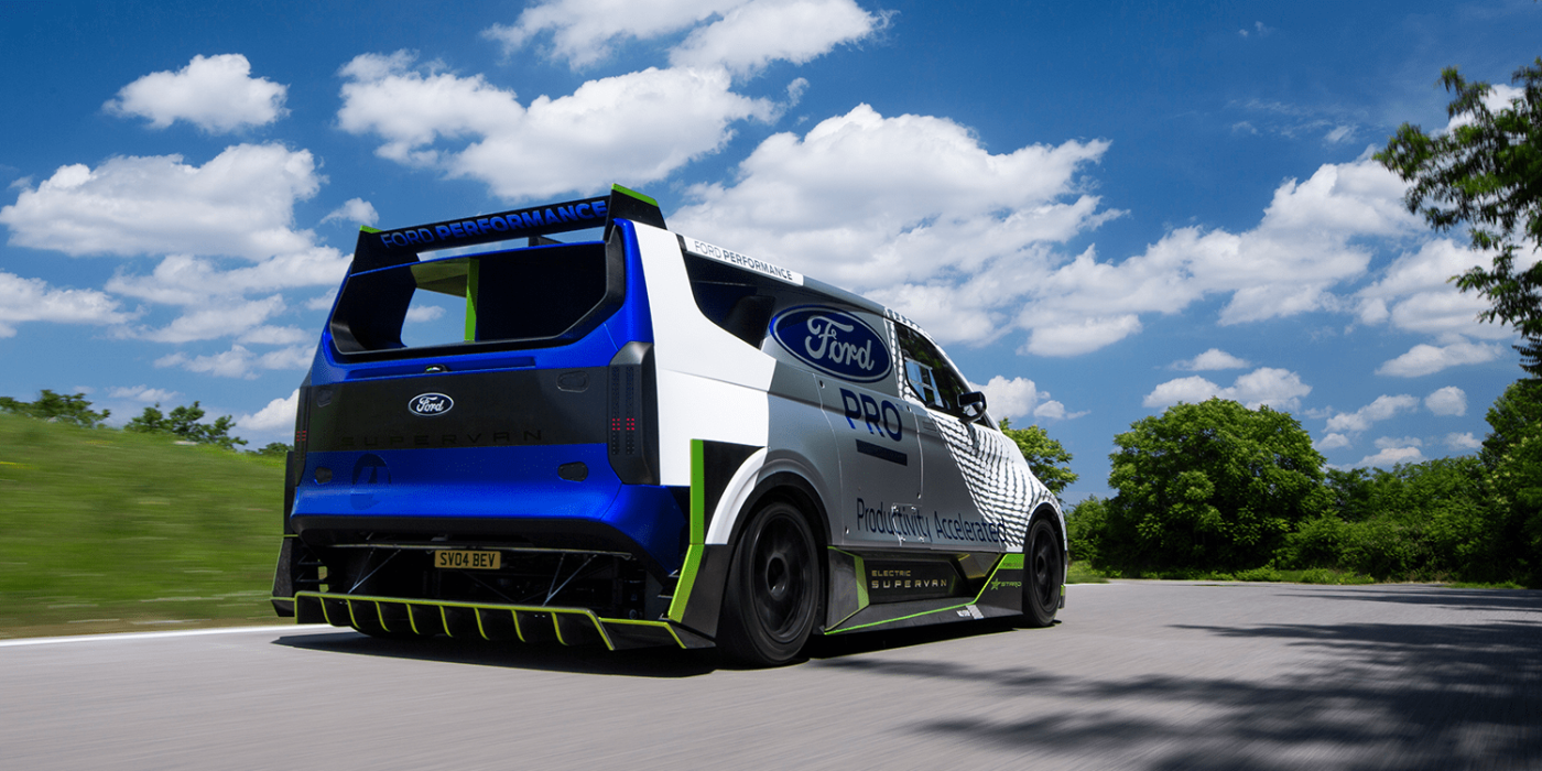 ford-pro-electric-supervan-concept-2022-02-min