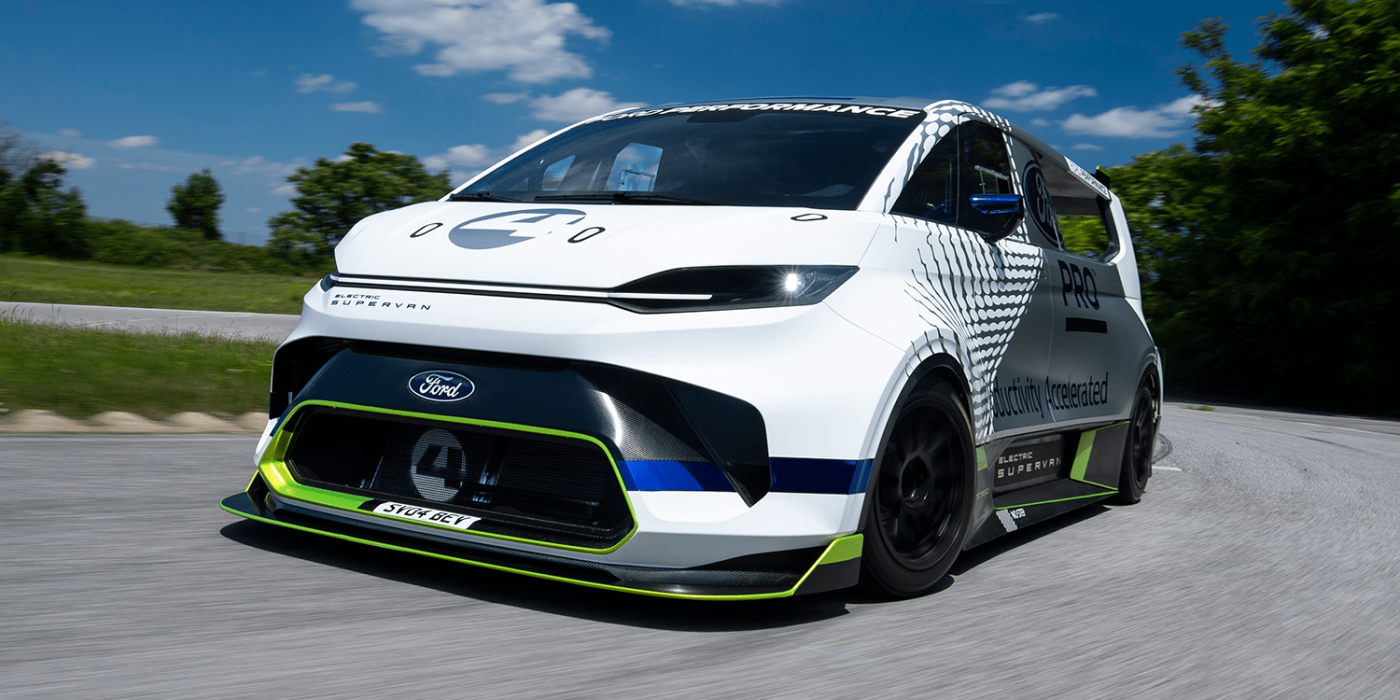 ford-pro-electric-supervan-concept-2022-04-min