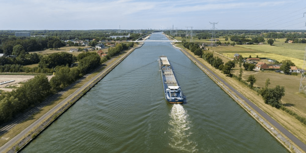 future-proof-shipping-holland-shipyards-fps-maas-e-schiff-electric-ship-fcev-2022-01-min