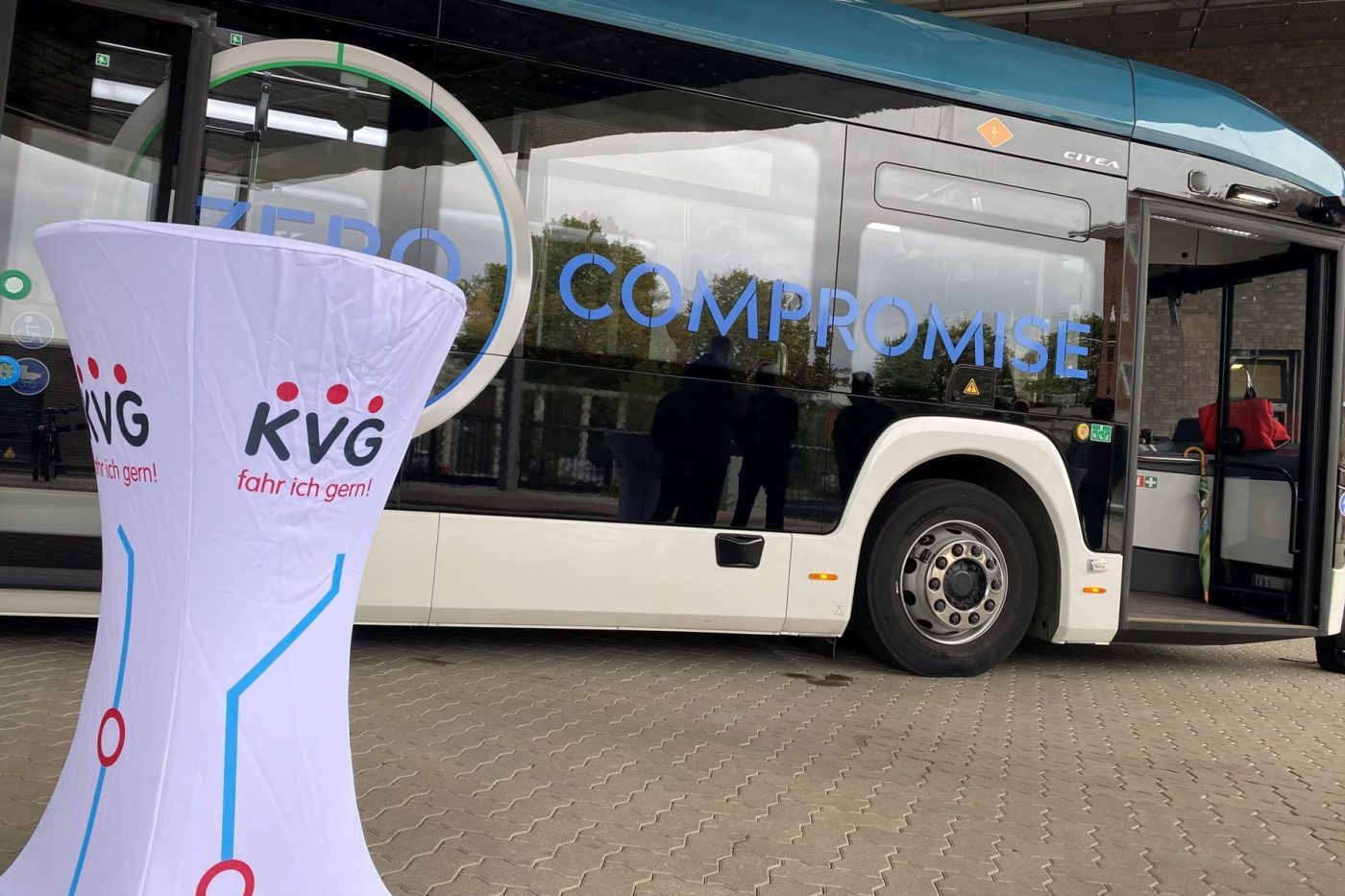 vdl-elektrobus-electric-bus-kvg-kiel-2023-01-min